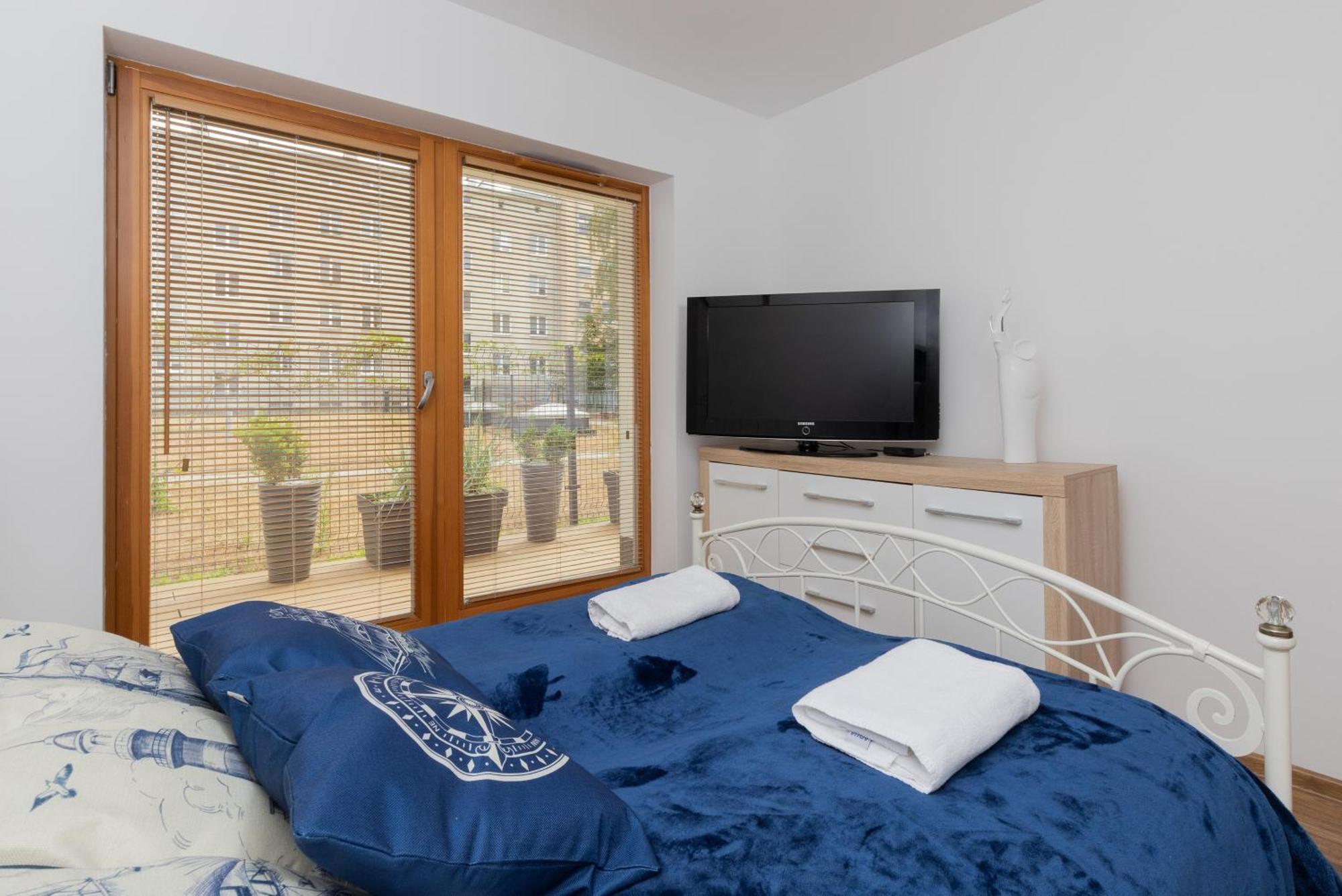 Batorego 7 Apartament With Terrace & Parking Downtown Gdynia By Renters Exterior photo