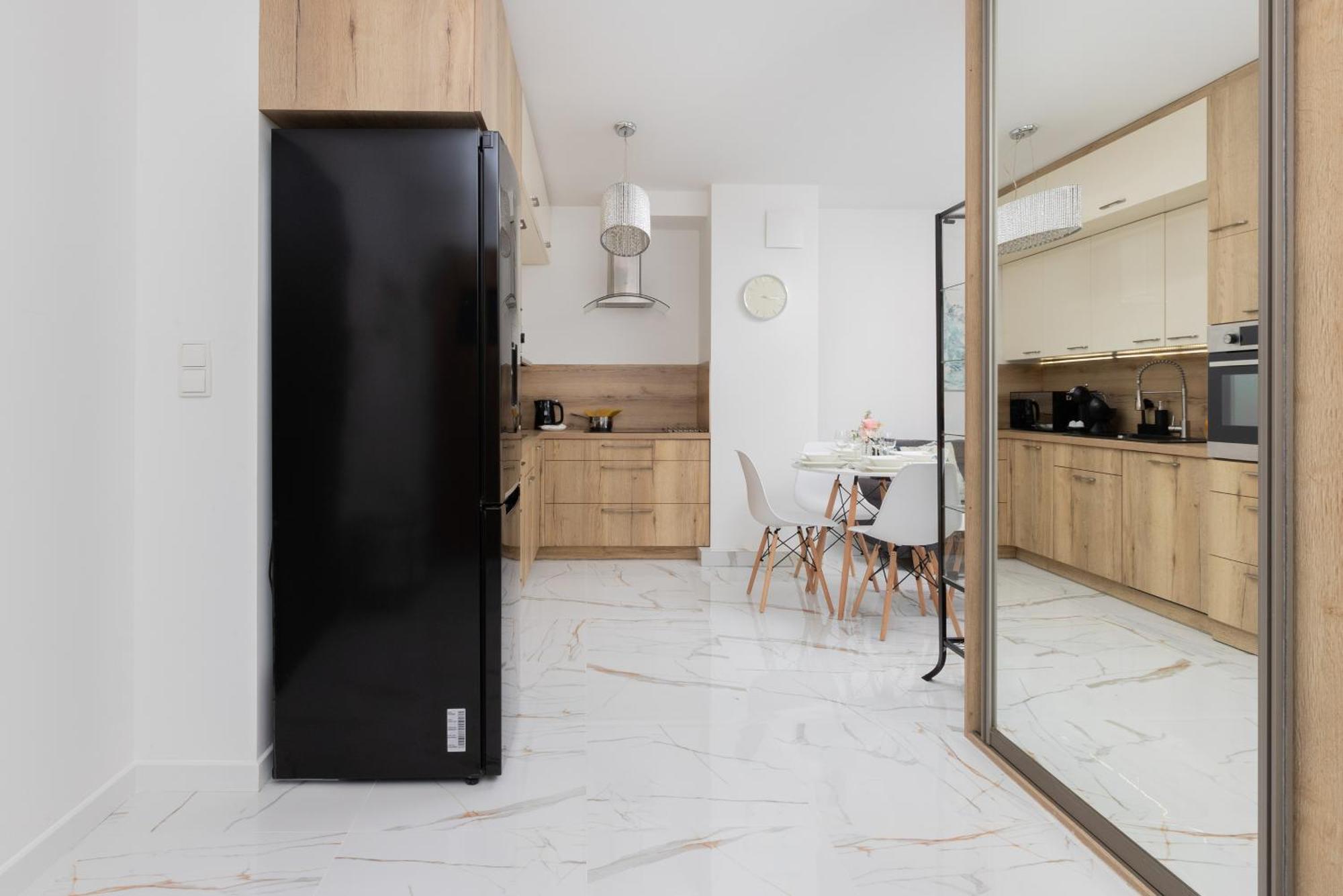 Batorego 7 Apartament With Terrace & Parking Downtown Gdynia By Renters Exterior photo